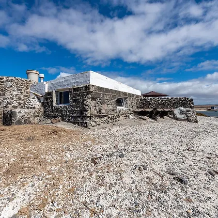 Casa Toral Amazing Seafront * La Oliva