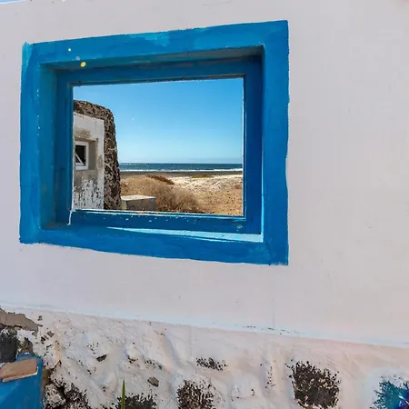 Casa Toral Amazing Seafront