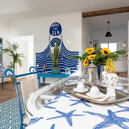 Casa Toral Amazing Seafront *